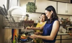 Tôi thèm cảm giác tất bật nấu nướng ngày Tết nhà chồng Tôi thèm cảm giác tất bật nấu nướng ngày Tết nhà chồng