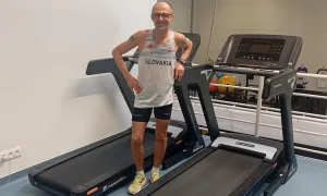 Runner Slovakia chạy hơn 900 km trên máy trong 7 ngày Runner Slovakia chạy hơn 900 km trên máy trong 7 ngày